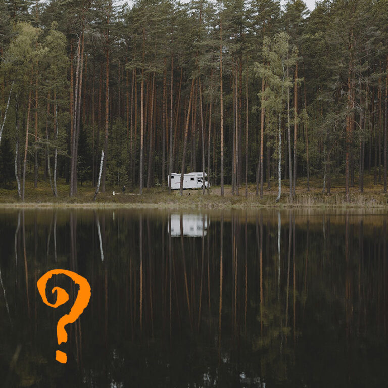 Qué llevar en tu primer viaje en autocaravana alquilada (Checklist)