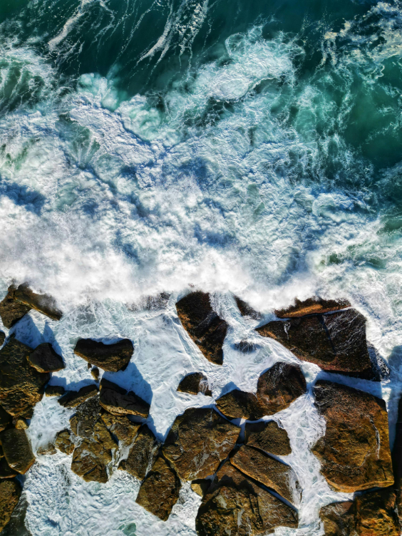 imagen aerea de la bonita playa de barayo en asturias