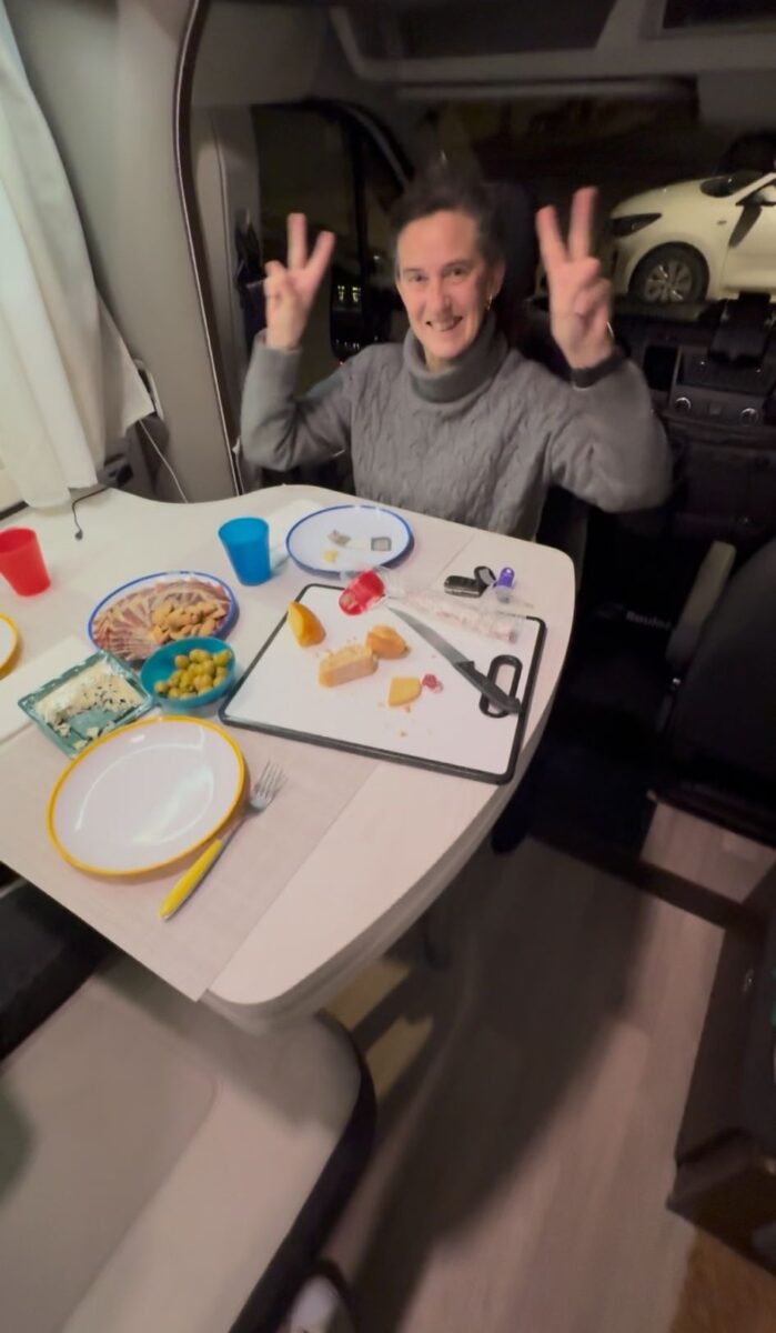 cocinar en autocaravana ahorro en comidas